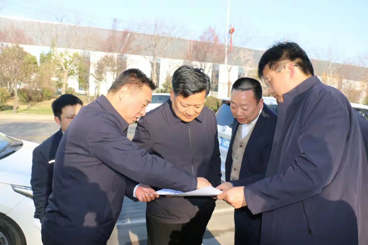 巩义市委袁聚平书记到利来·国际【w66·COM最给力】最老牌官方网站APP
集团指导帮扶